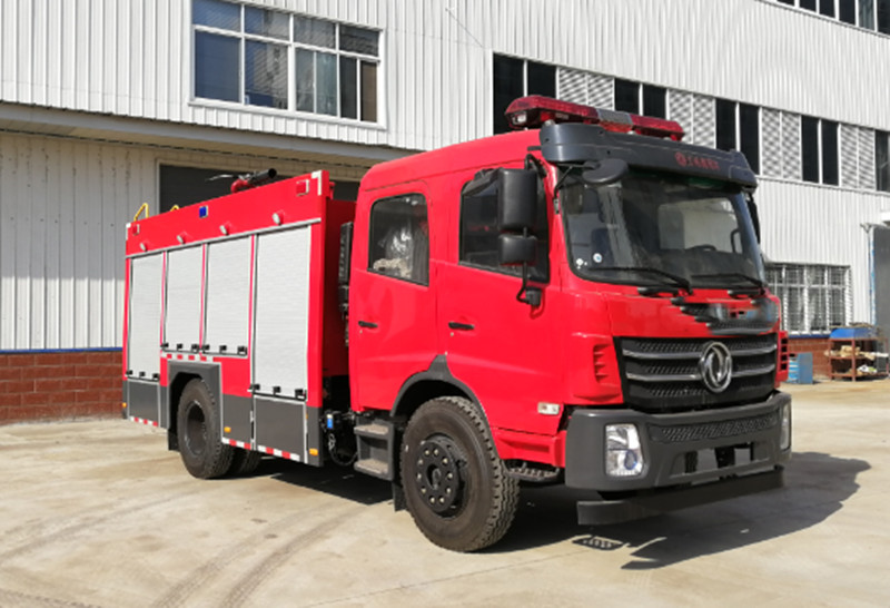 J �|�L(f��ng)��ĭ����܇ ˮ��3.9    ��ĭ1.5